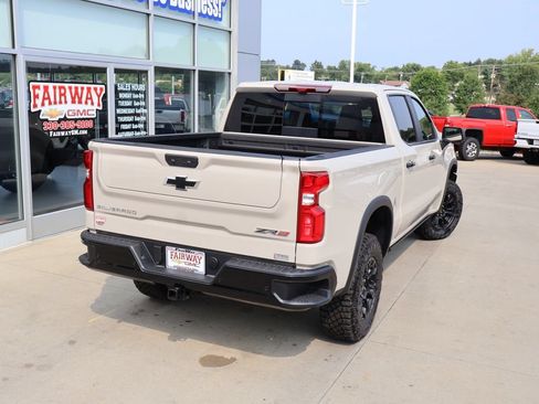 New 2026 Chevrolet Silverado 1500 ZR2 w/ LPO, Dark Essentials Package AWD/4WD image 52