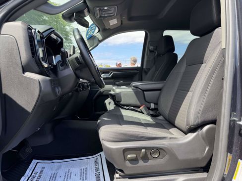 Used 2023 Chevrolet Silverado 1500 LT AWD/4WD image 12