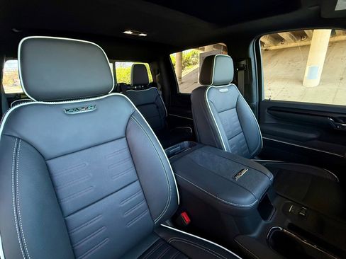 Used 2026 GMC Sierra 2500 AT4X image 45