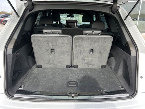 Used 2025 Audi Q7 2.0T Premium w/ Convenience Package image 18