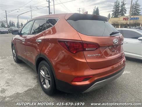 Used 2017 Hyundai Santa Fe Sport image 4