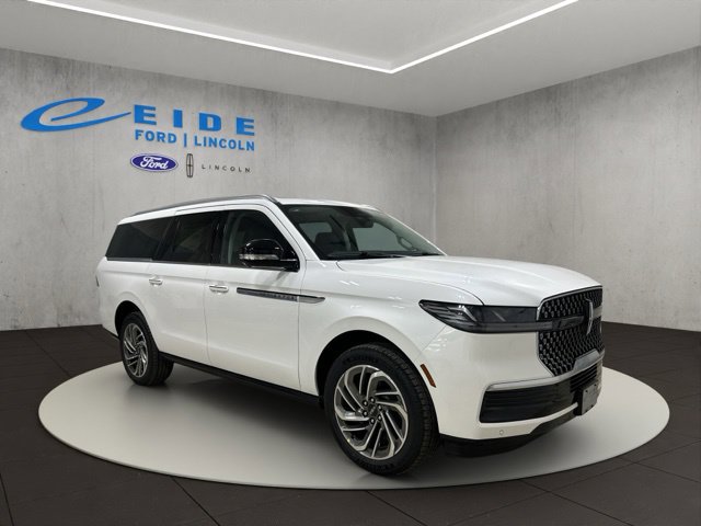 New 2027 Lincoln Navigator L Reserve AWD/4WD image 1