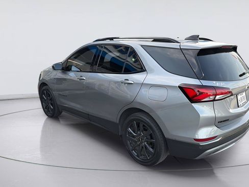 Used 2023 Chevrolet Equinox RS w/ LPO, Floor Liner Package FWD image 3