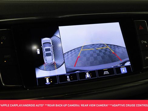 Used 2024 Buick Enclave Premium AWD/4WD image 7