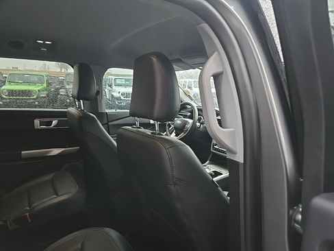 Used 2023 Ford Explorer XLT w/ Equipment Group 202A image 76