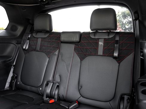 Used 2026 Honda Pilot Black Edition image 32