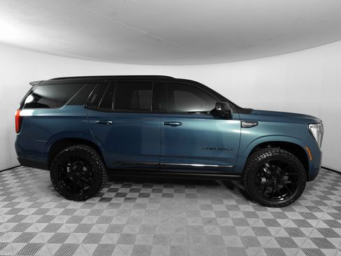 Used 2025 GMC Yukon Denali Ultimate image 8