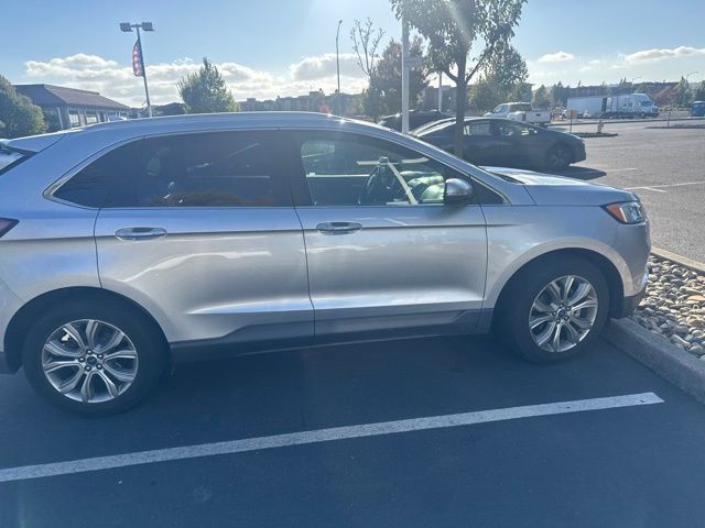 Used 2019 Ford Edge Titanium FWD image 52