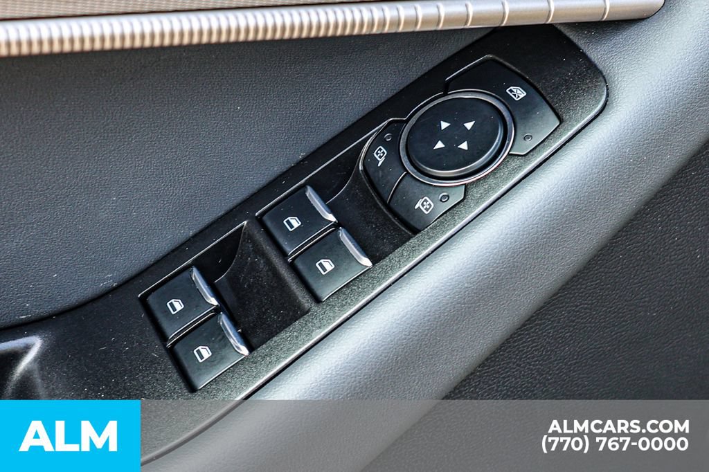 Used 2025 Ford Explorer Active RWD image 47