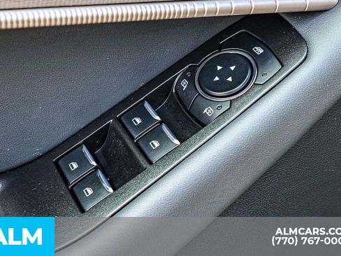 Used 2025 Ford Explorer Active RWD image 47