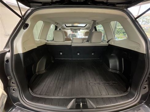 Used 2018 Subaru Forester 2.5i Limited image 21