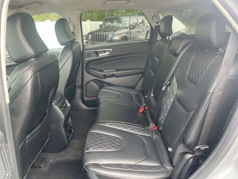 Used 2024 Ford Edge Titanium image 48