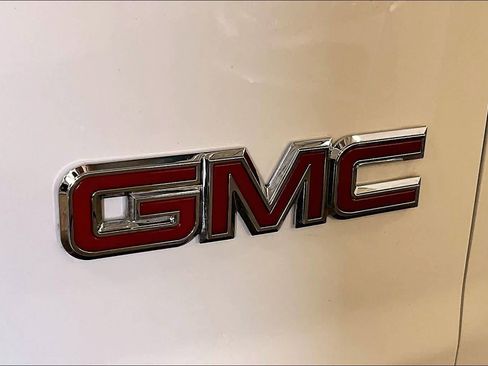 Used 2024 GMC Savana 2500 w/ Driver Convenience Package RWD image 9