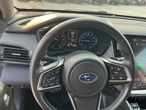 Used 2024 Subaru Outback Premium AWD/4WD image 25