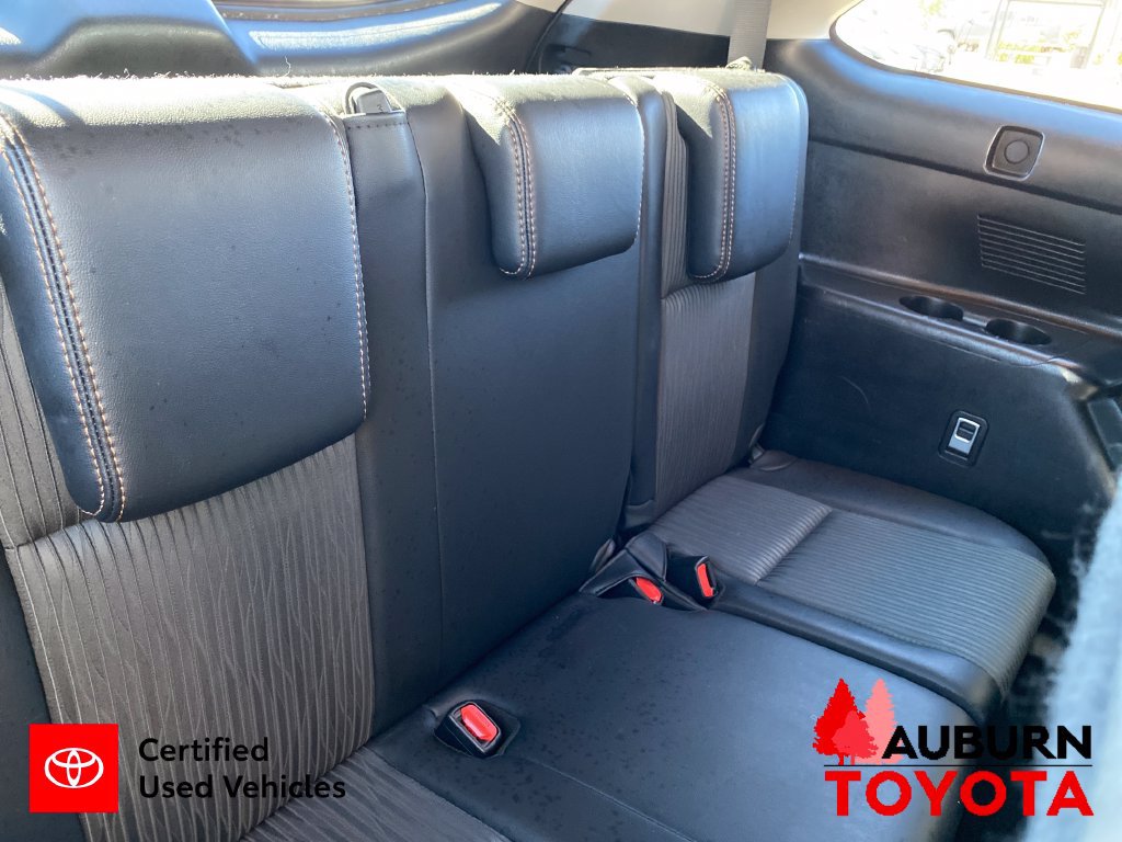 Used 2018 Toyota Highlander Plus AWD/4WD image 23