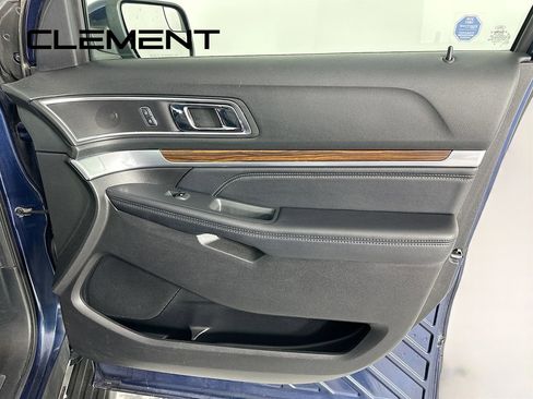 Certified 2017 Ford Explorer Limited image 37