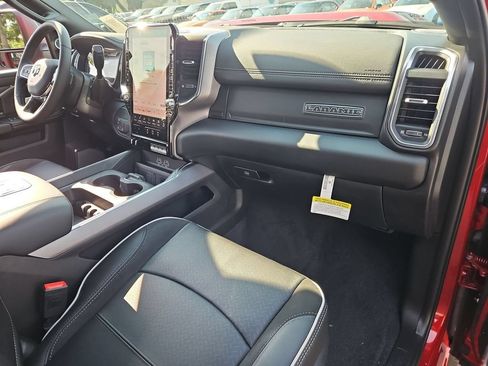 New 2026 RAM 2500 Laramie AWD/4WD image 17