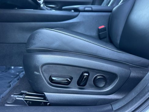 Used 2024 Lexus UX 250h 250h Base image 13