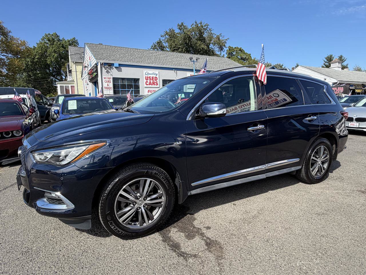 Used 2017 INFINITI QX60 Luxe w/ Premium Plus Package AWD/4WD image 7