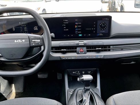 Used 2025 Kia K4 FWD image 7