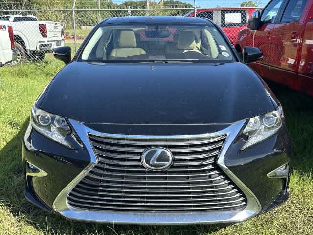 Used 2016 Lexus ES 350 w/ Accessory Package FWD image 13