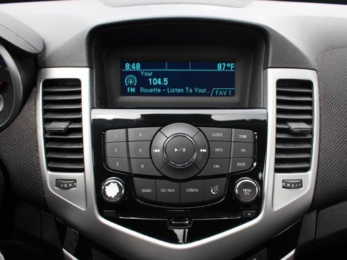 Used 2015 Chevrolet Cruze LT FWD image 23