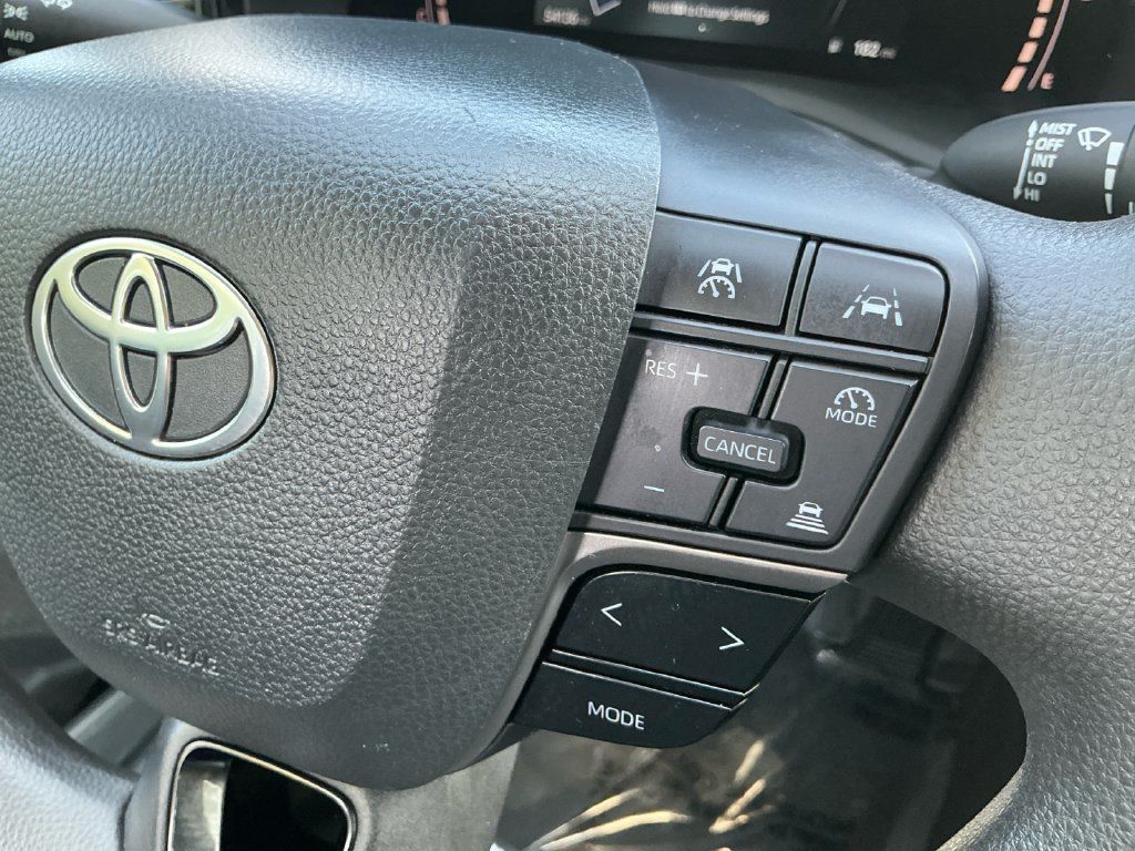 Used 2025 Toyota Camry LE FWD image 20