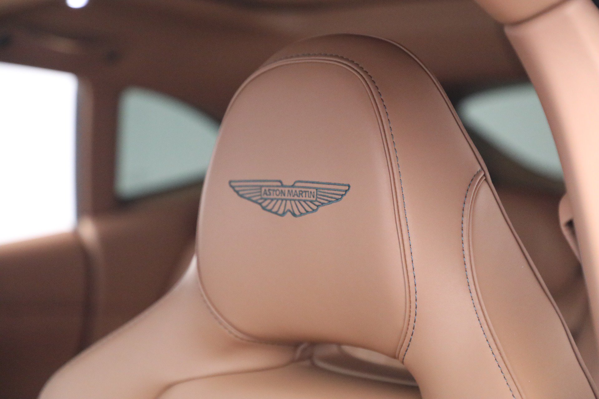 Used 2025 Aston Martin DBX 707 AWD/4WD image 21
