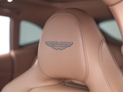 Used 2025 Aston Martin DBX 707 AWD/4WD image 21