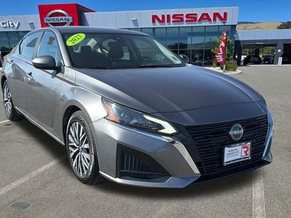 Used 2023 Nissan Altima 2.5 SV
