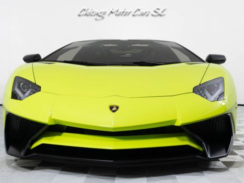 Used 2016 Lamborghini Aventador LP 750-4 Superveloce AWD/4WD image 3