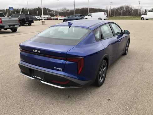 Used 2025 Kia K4 LXS image 10