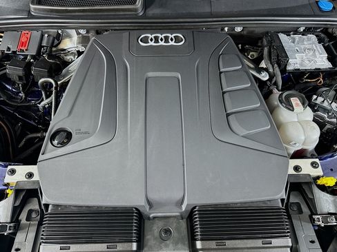 Used 2024 Audi Q7 2.0T Premium Plus AWD/4WD image 12