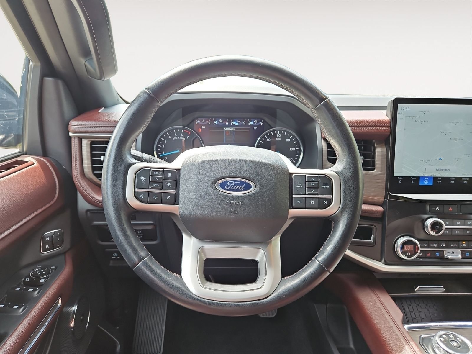 Used 2024 Ford Expedition Limited AWD/4WD image 12