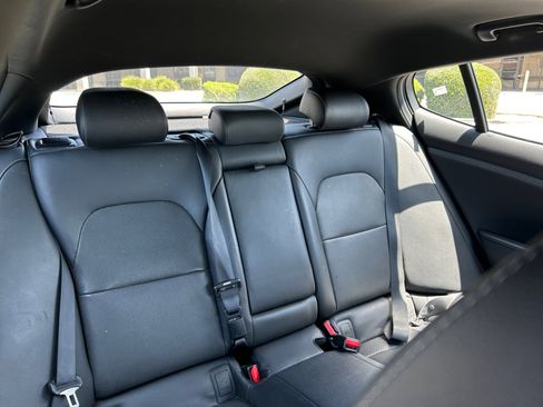 Used 2023 Kia Stinger GT-Line w/ Sun & Sound Package RWD image 22