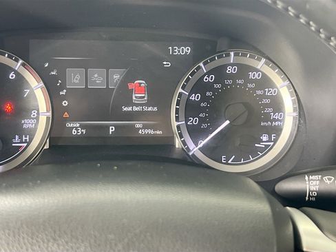 Used 2023 Toyota Highlander LE image 12