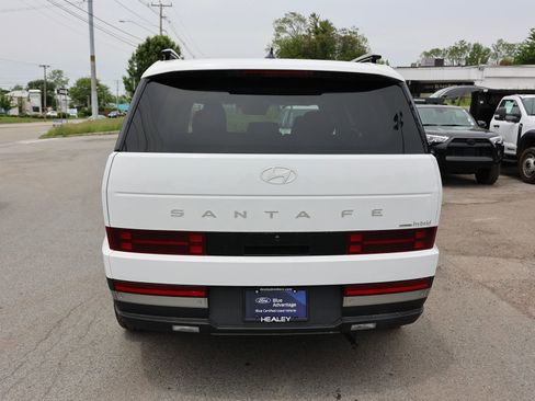 Used 2025 Hyundai Santa Fe Limited AWD/4WD image 6