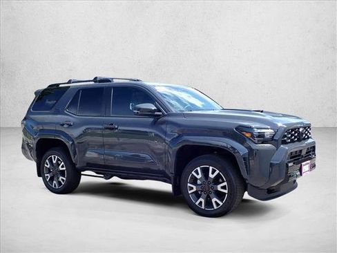 Certified 2025 Toyota 4Runner TRD Sport AWD/4WD image 6