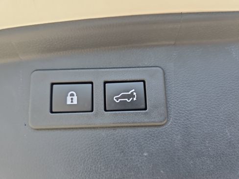 Used 2022 Subaru Outback Limited AWD/4WD image 13