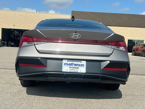 Used 2024 Hyundai Elantra SEL w/ Convenience Package FWD image 6