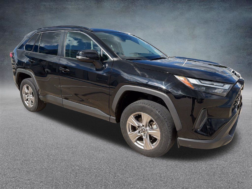 Used 2023 Toyota RAV4 XLE w/ Convenience Package AWD/4WD image 7