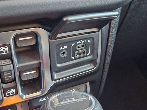 New 2026 Jeep Gladiator Mojave image 27