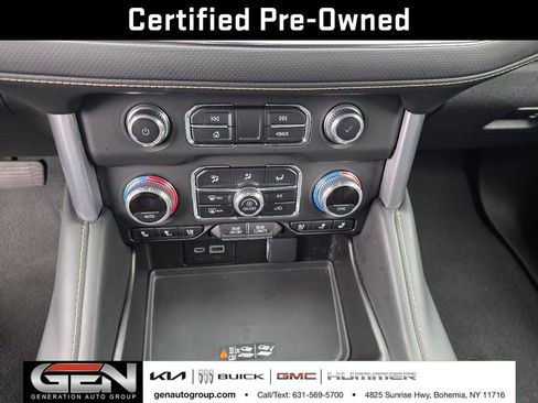 Used 2024 GMC Yukon SLT image 23