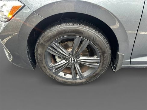 Used 2023 Volkswagen Jetta SE image 15