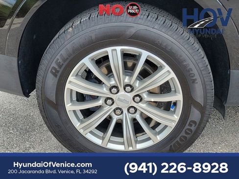 Used 2019 Cadillac XT5 Luxury FWD image 11