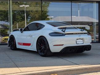 Used 2022 Porsche 718 Cayman GT4 RWD video 3