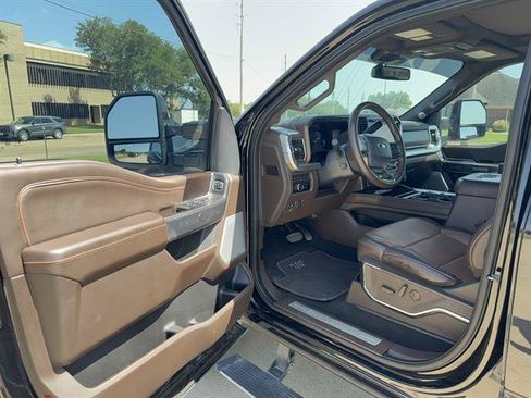 Used 2024 Ford F250 King Ranch AWD/4WD image 7