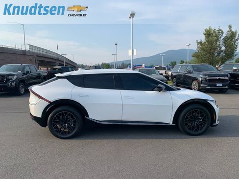 Used 2024 Kia EV6 Wind w/ Wind Technology Package AWD/4WD image 8