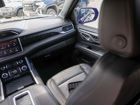 Used 2023 GMC Yukon XL Denali w/ Max Trailering Package image 29