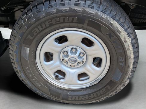 Used 2022 Nissan Frontier S w/ Technology Package image 9